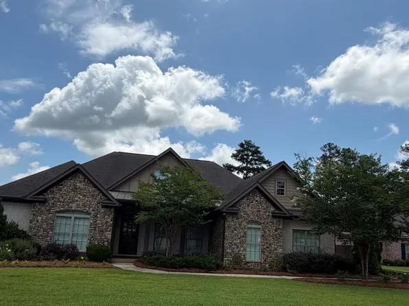 209 Lincolnshire Way, Dothan, AL 36305