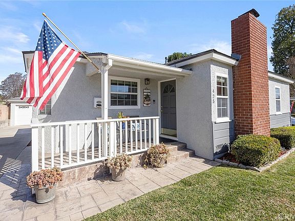 2nd image of 425 Cherry St