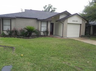 10110 Shadow Pine Dr, Houston, TX 77070
