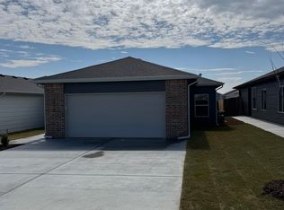 12815 E Willowgreen St, Wichita, KS 67230