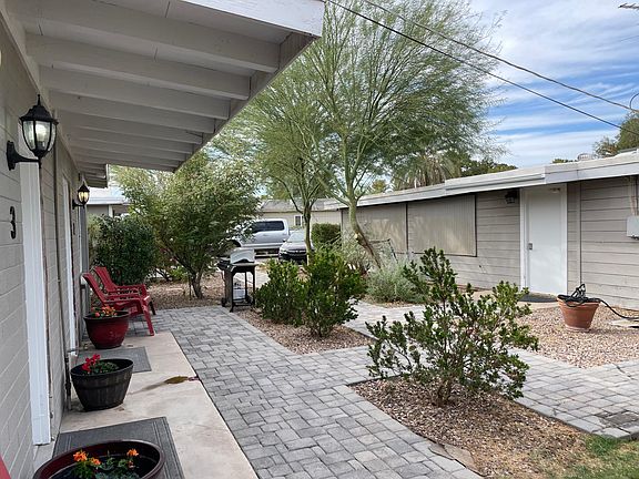 3rd image of 4037 E Palm Ln APT 2