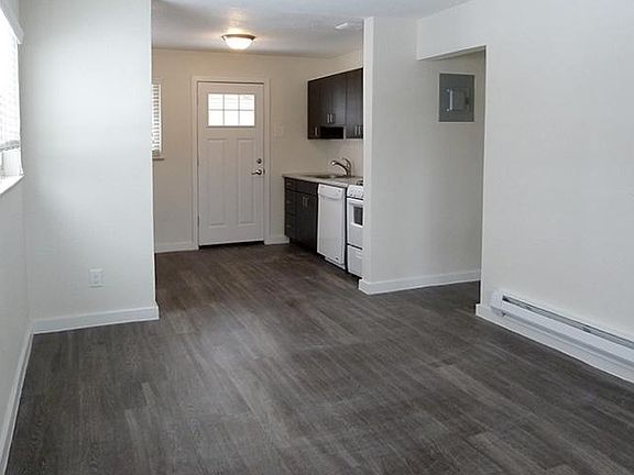 4th image of 2410 N High St #2410