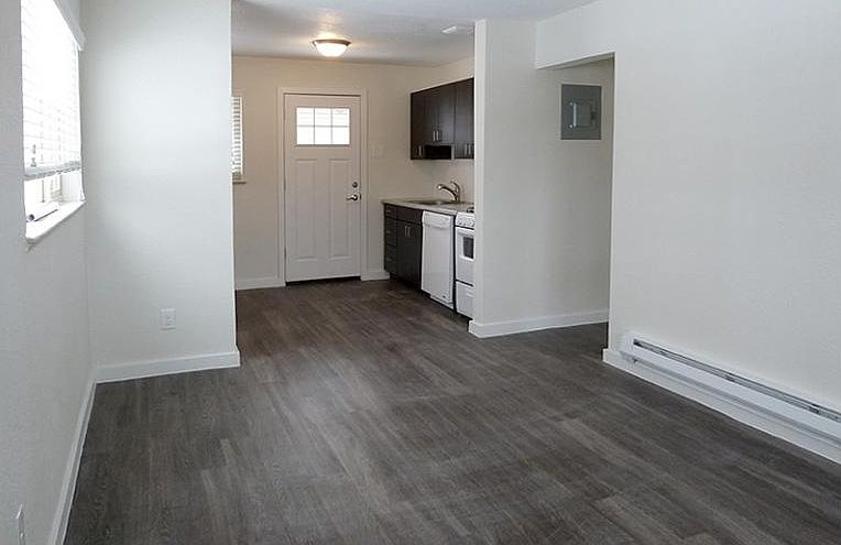 1st image of 2400 High St #1bq7nzpnf