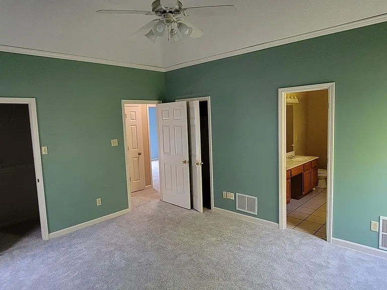 75 Austin Cir — Photo 8