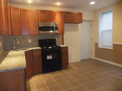 1st floor kitchen