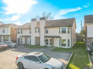 11823 Morgan Hill Ct, Baton Rouge, LA 70818