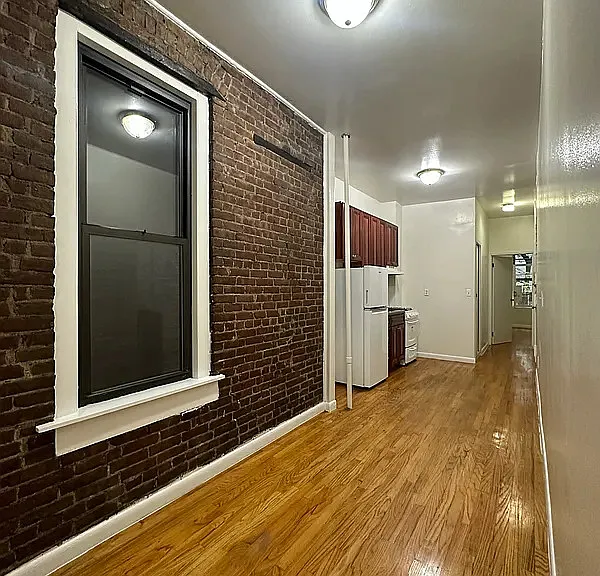 406 W 56th St #3E — Photo 3