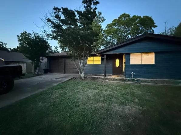 3508 Foxcroft St, Irving, TX 75062