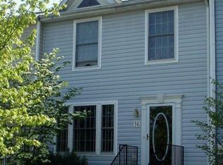 16 Juliana Cir W, Annapolis, MD 21401