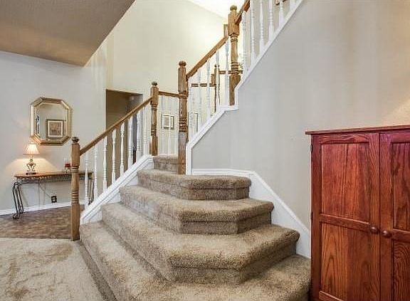 5th image of 4033 New Forest Dr