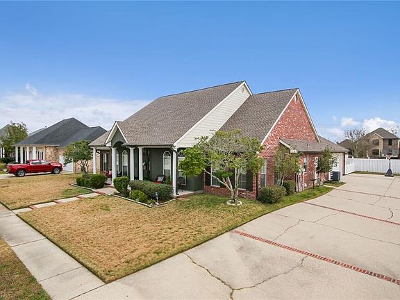 2nd image of 113 Evangeline Ln