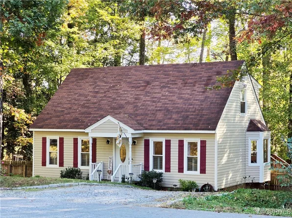 8631 Den Bark Dr, North Chesterfield, VA 23235