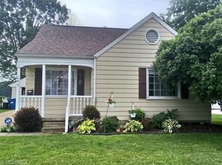 246 Iroquois St, Struthers, OH