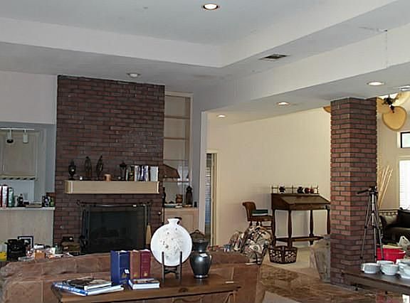 3rd image of 4131 Briargrove Ln