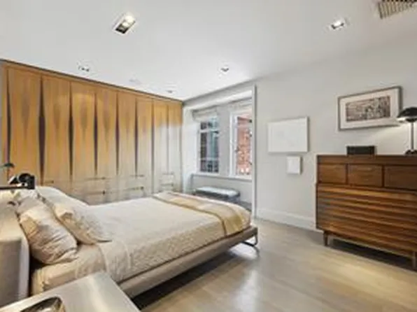 465 West 23rd Street image 10 of 17