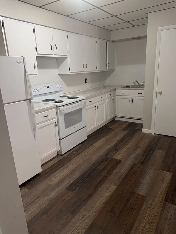 2 bed, 1.0 bath, 1200 sqft, $1,150 — Photo 2