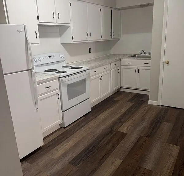 1820 Sanderson Ave #1 — Photo 2