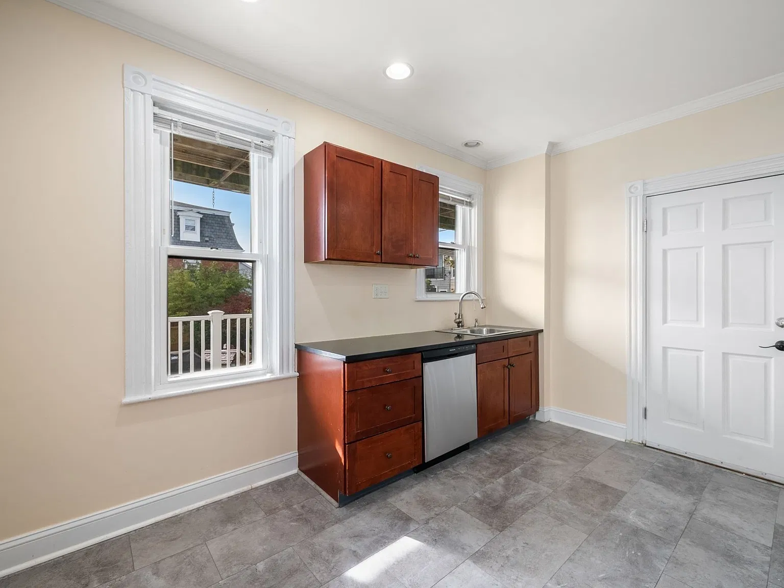 2 bed, 1.0 bath, 1003 sqft, $3,500 — Photo 4