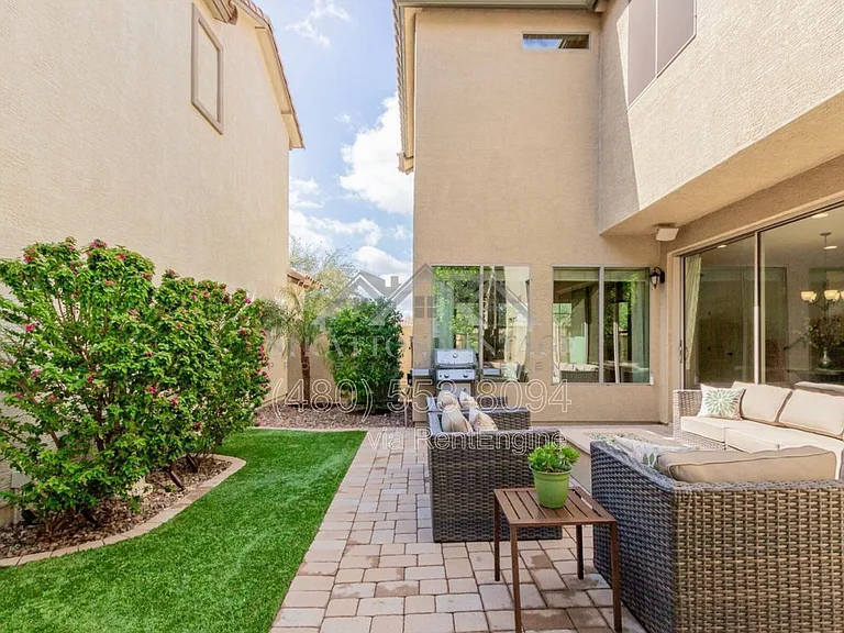4467 E Remington Dr — Photo 22