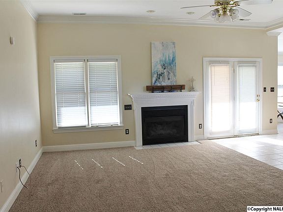 3rd image of 2640 Quarter Ln SE