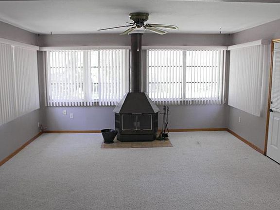 4th image of 39641 Crest Haven Ct