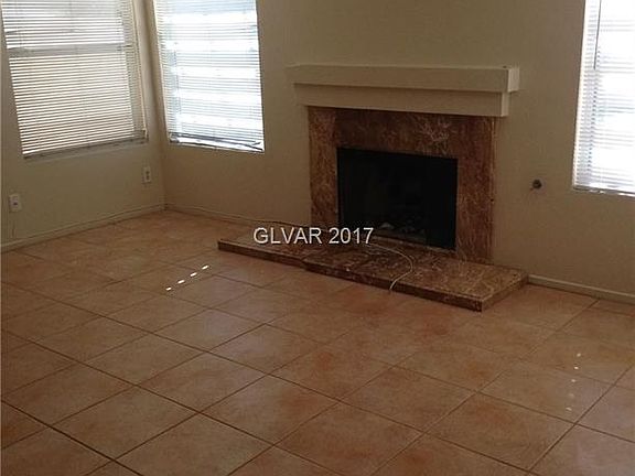 4th image of 1349 Lucia Dr