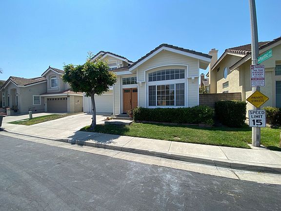 2nd image of 5631 Stratford Cir