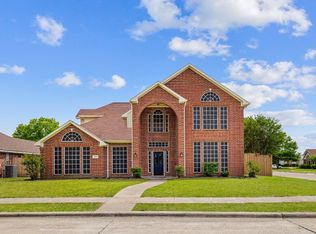 2302 Lawton Ln, Rowlett, TX 75089