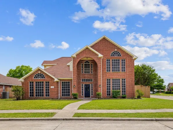 2302 Lawton Ln, Rowlett, TX 75089