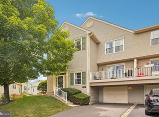 348 Bluestone Ct, Collegeville, PA 19426