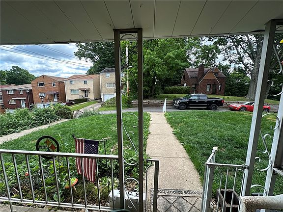 5th image of 336 Carlisle Ave