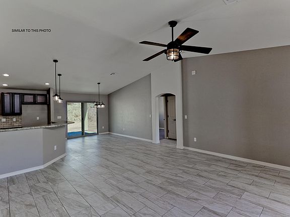 5th image of 2936 Daytona Ave