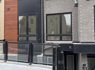 165 Tapscott Rd #1, Toronto, ON M1B2L2