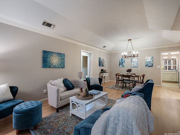 5th image of 201 ELLWOOD ST #206B