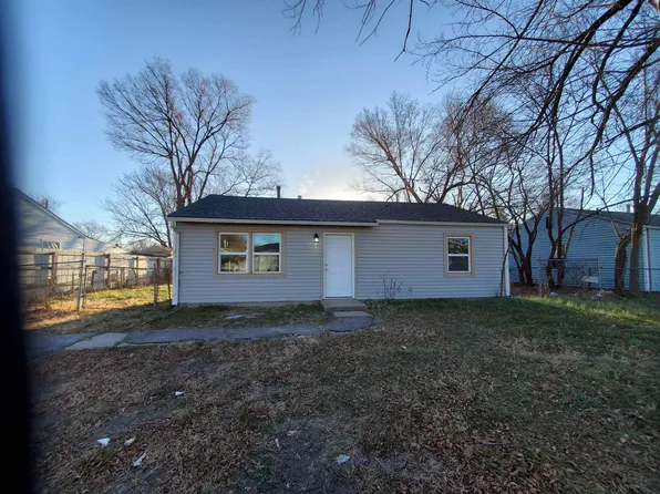 4530 S Juniper Ave, Wichita, KS 67216