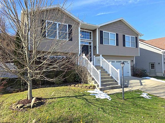 3rd image of 45 Ashbury Ln