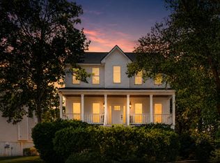 2827 Tradewind Dr, Mount Pleasant, SC 29466