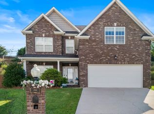 2901 Cambridge Shores Ln, Knoxville, TN 37938