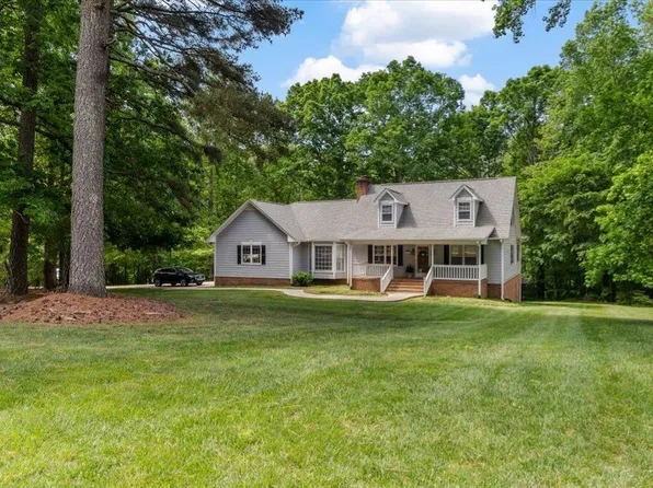 450 S Stratford Dr, Henderson, NC 27537