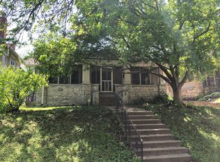 35 E 52nd St, Kansas City, MO 64112