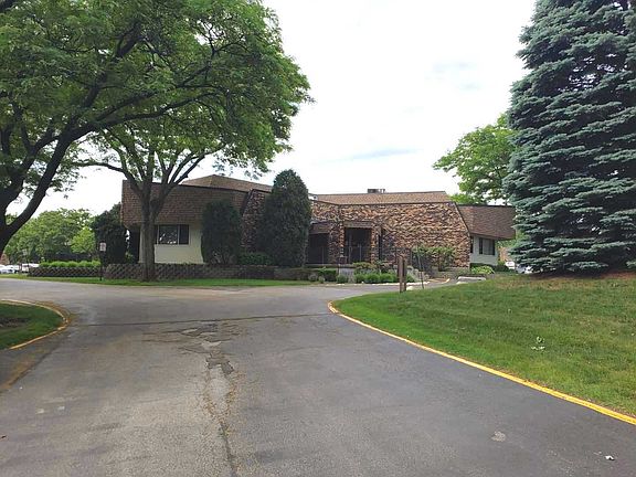 5th image of 7740 Woodward Ave