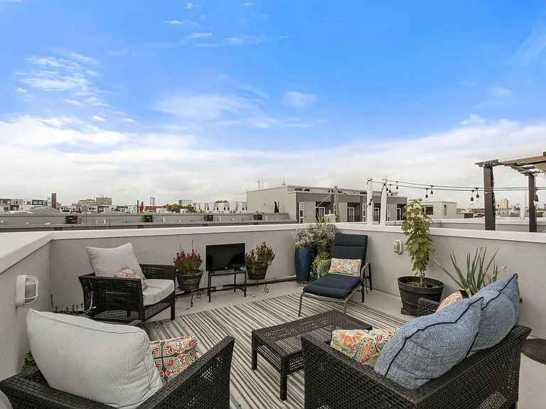 1337 N Howard St — Photo 13