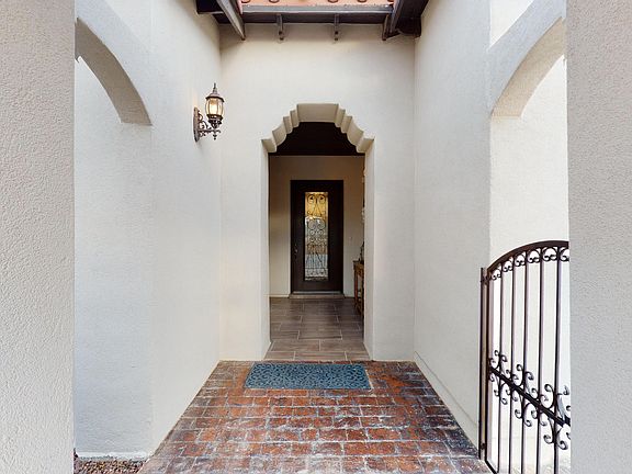 4th image of 5516 River Run St