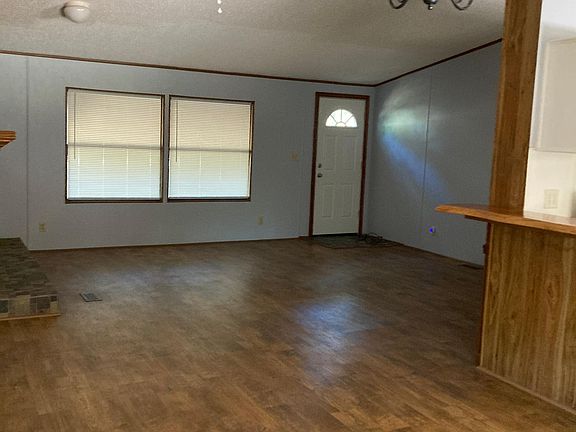 3rd image of 249 E Golden Oaks Dr