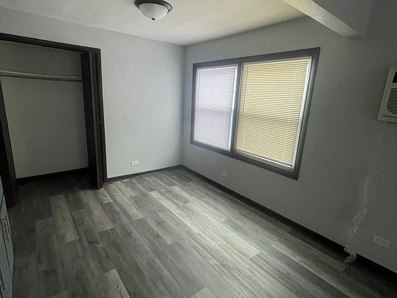 5th image of 15025 Dobson Ave APT 1S