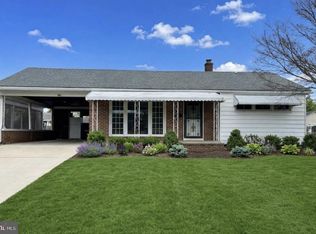 2112 N Lee Ln, Aston, PA 19014