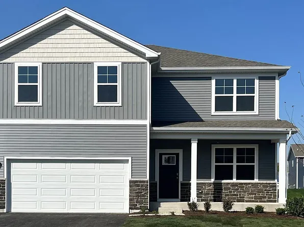 6900 Willow Dr, Wonder Lake, IL 60097