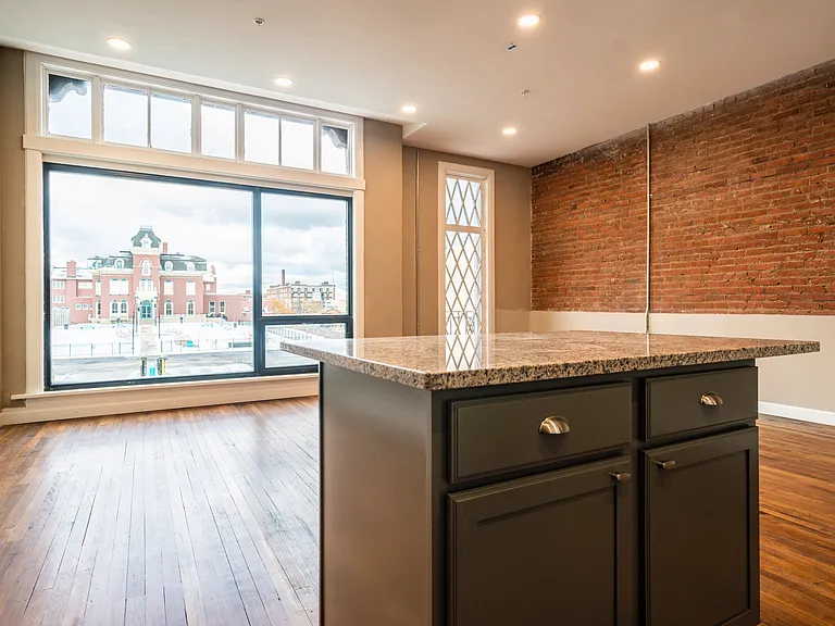 3800 Euclid Ave #109 — Photo 11