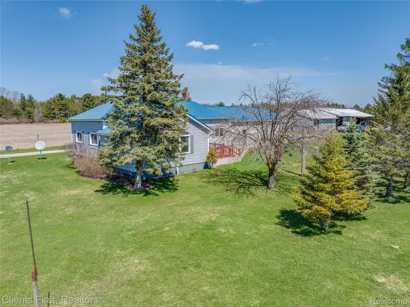 342 N Chambers Rd, Tawas City, MI 48763