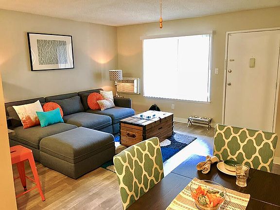 Retreat at Fitzsimons ; Aurora Apartments